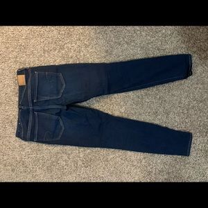 American eagle skinny jeans size 6 stretchy